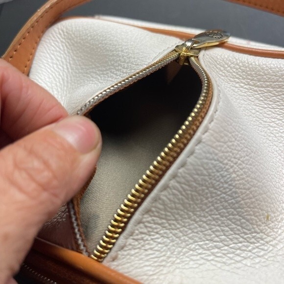 VALENTINA ivory Made In Italy Leather Extra Small Crossbody - Picture 8 of 11